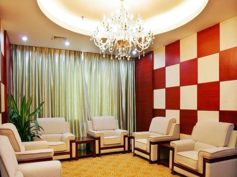 צ'נגדו Crown International Hotel מראה חיצוני תמונה